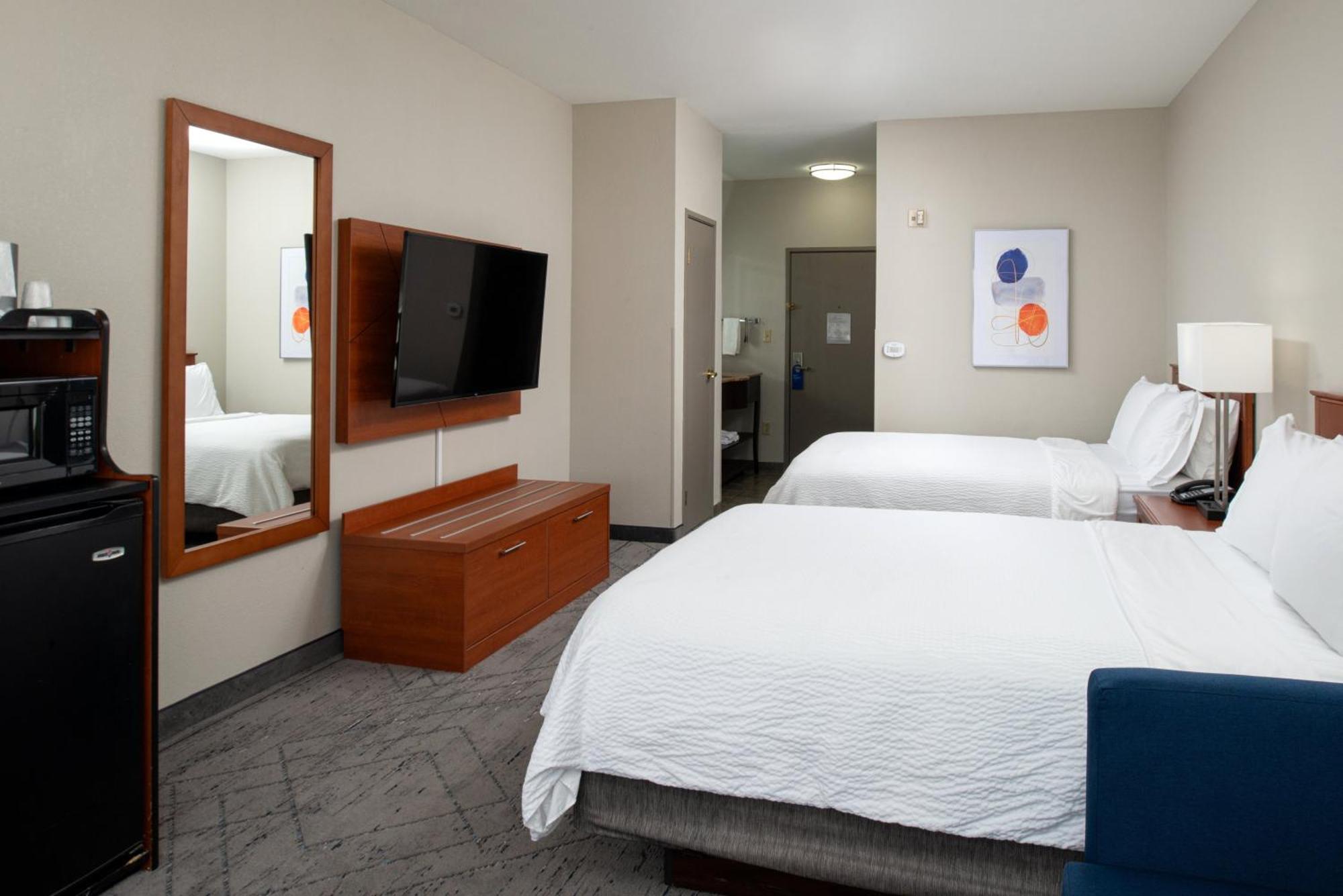 Holiday Inn Express Hotel & Suites Farmington By Ihg Exterior foto